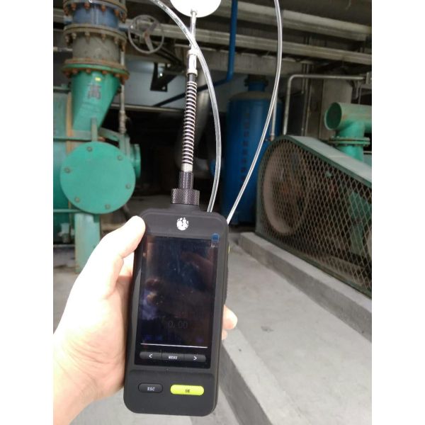 Handheld не нагнетающ НИКАКОЙ размер детектора газа 270*75*41mm азотоводородной окиси детектора выхлопного газа