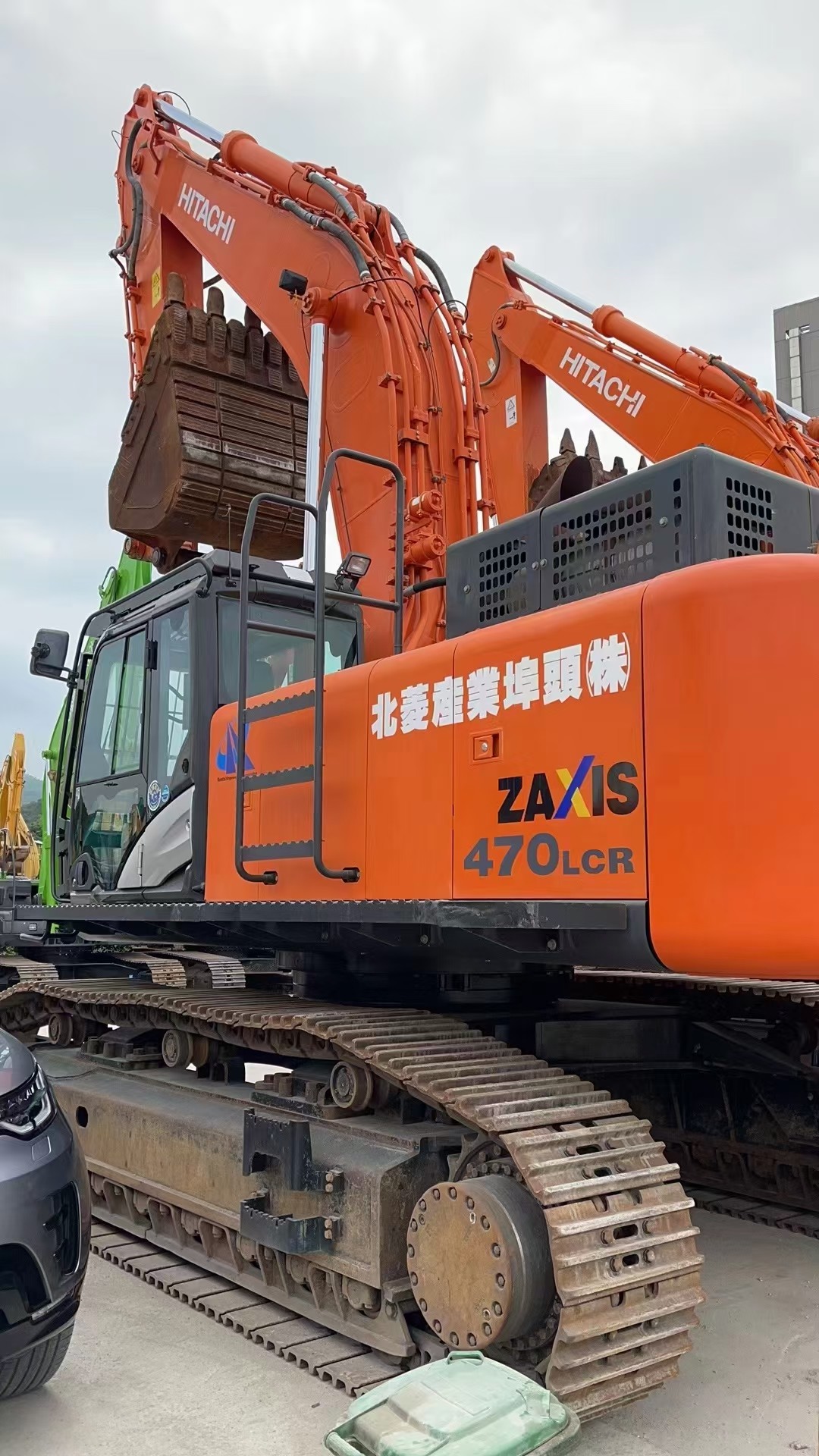 Экскаватор Hitachi 470 используется в Японии имеет хорошую производительность