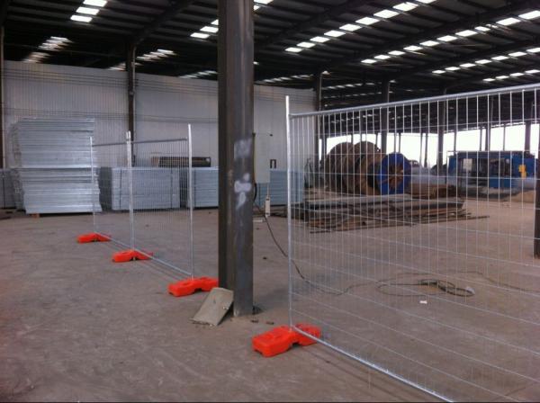 Mobile Temporary Aluminum Fence / Mesh Pool Safety Fence Q195 / Q235 Materials
