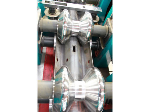 Крен усовика системы управления PLC формируя допуск машины ±1mm