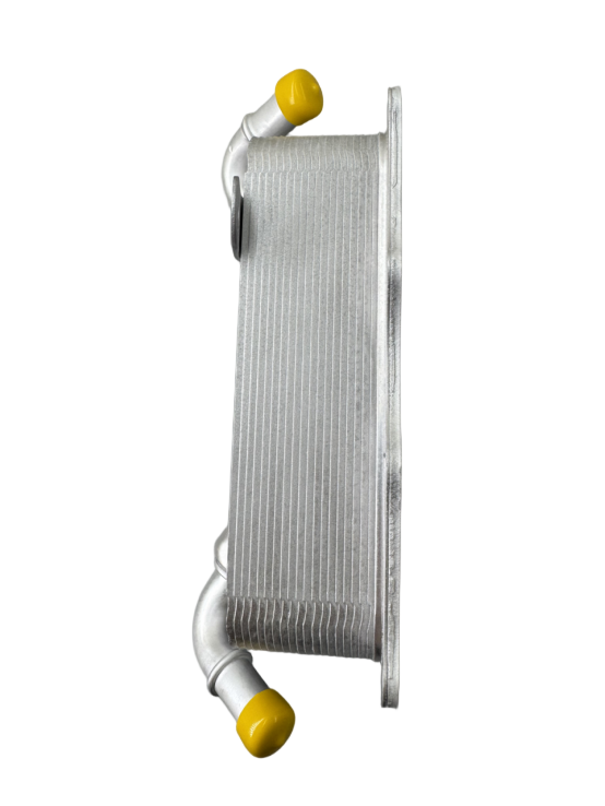 94810728121 Engine Oil Cooler For PORSCHE Cayenne 92A Panamera 09-16