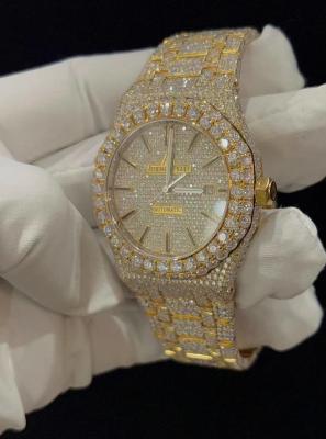 Os homens Bling luxuoso congelaram relógios Moissanite Cartier Mens Watch On Wrist da saída