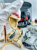 Le design de luxe en forme de serpent 5 couleurs Option quartz montre pour femmes