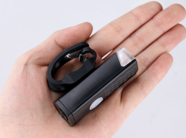 3 Modes LED Bicycle Lights Set for 1.5-4 Hours Endurance and USB Rechargeable Battery