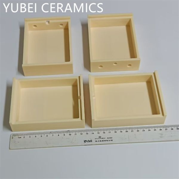 High Temperature 1600℃ Refractory Ceramic Crucibles Corrosion Resistant