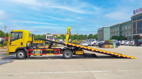 Chinese Famous Heavy Duty Truck Towing 4 Ton Rollback Tow Truck