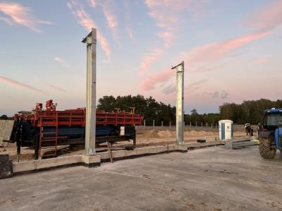 Q235B Q355B Hot Dip Galvanized Light Steel Structure Custom Metal Building