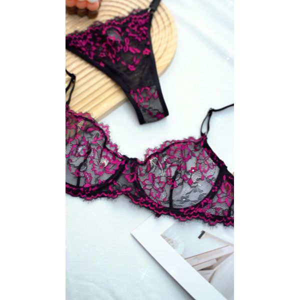 Female New Arrival Underwear Set Lace Underwear Thin Style Big Chest Small Panties Bra Set Supply