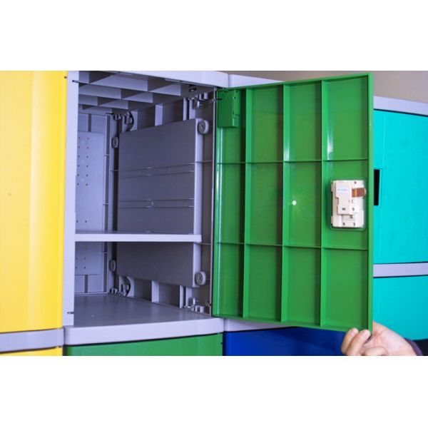 Green Plastic Gym Lockers Safety Changing Room Lockers For Public Place