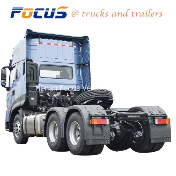 Heavy Duty Dongfeng 375HP High End Towing Head for Dongfeng Tianlong Cabin Diesel Truck