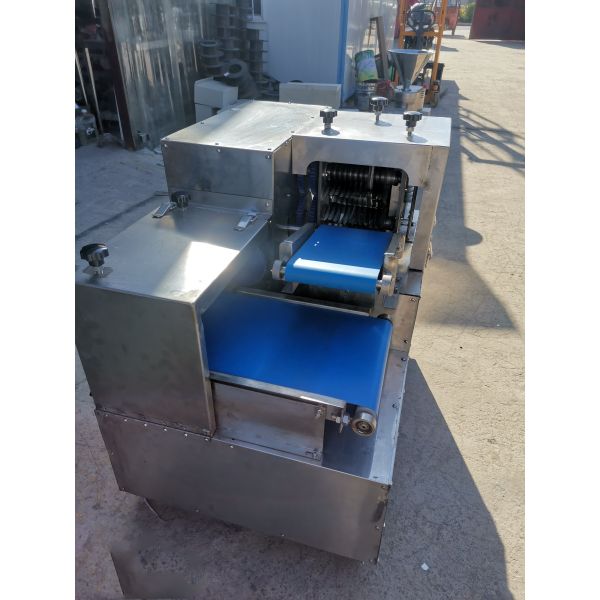 Découpeuse de cube en viande