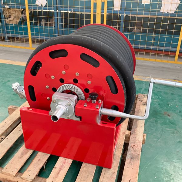 1.5-Inch 20-Meter Hose Reel for Oil Tankers Tool Customized Support OEM High Quility Home or Commercial