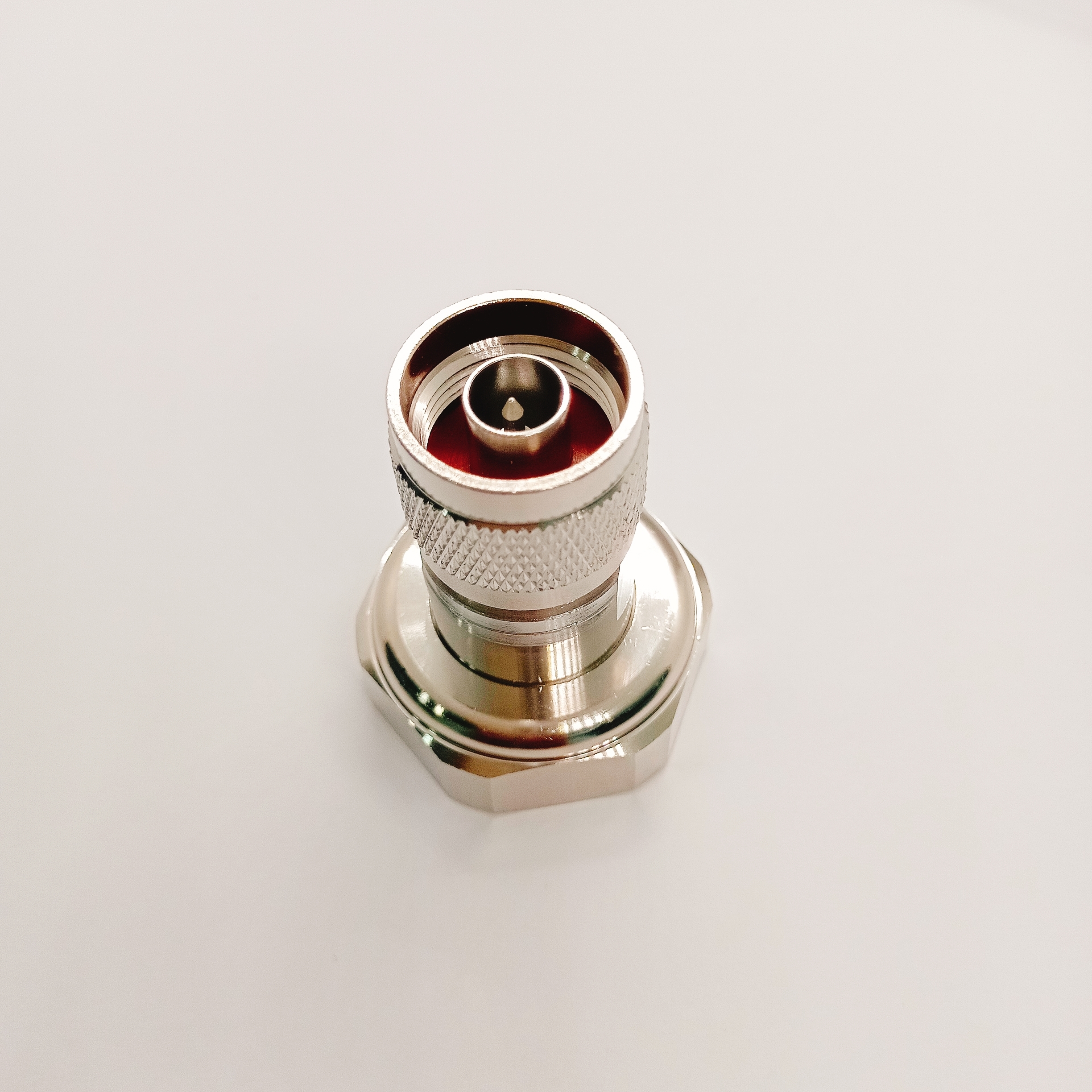 Low PIM DC to 6GHz Brass Anti-Corrosion Shell RF Adapter N to 7/16 Coaxial Adapter for 5G Base Station