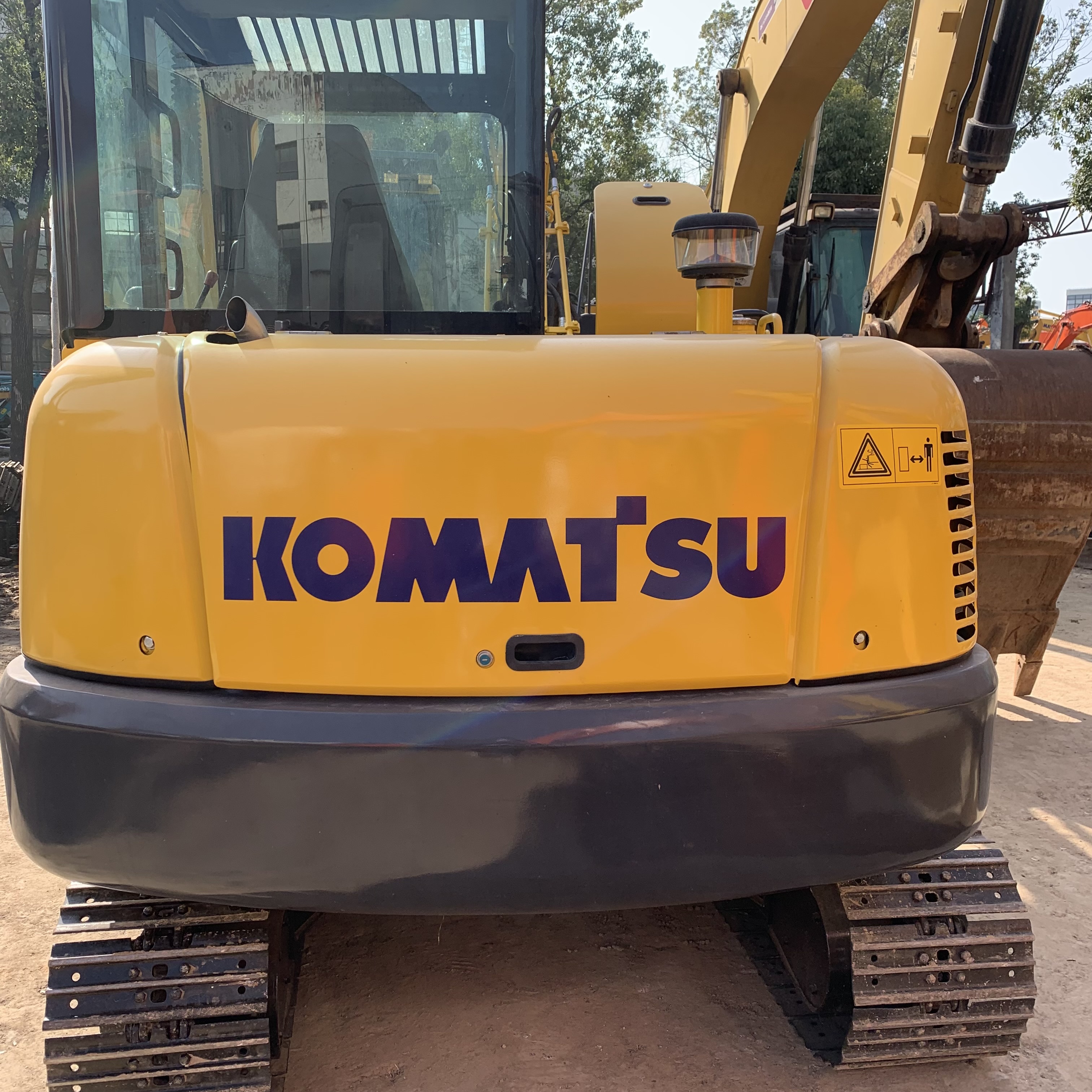 Раскопки 5 тонн прочного гидравлического трассы типа PC Komatsu 56 подержанный экскаватор по низкой цене и продажа хорошо