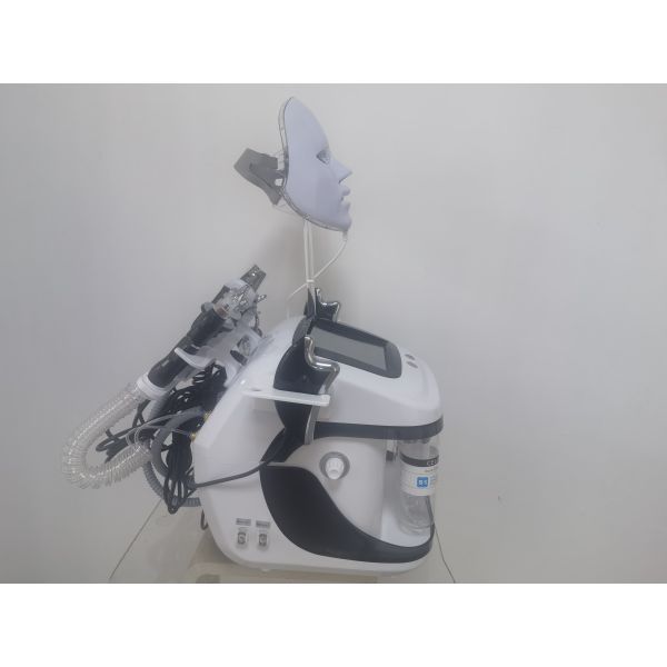 Máquina de cuidado de la piel de dermoabrasión con inyección de aire recargable multipolar portátil