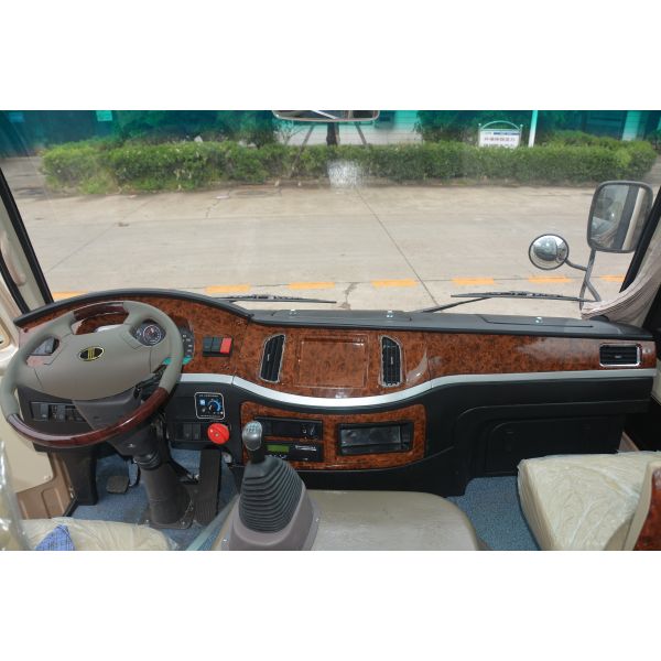 Mitsubishi Rosa Model 19 Passenger Bus Sightseeing / Transportation 19 People Minibus