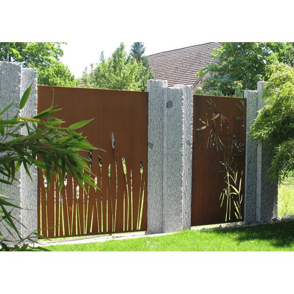 Decorative Stainless Steel Garden Ornaments With Bamboo Patterns