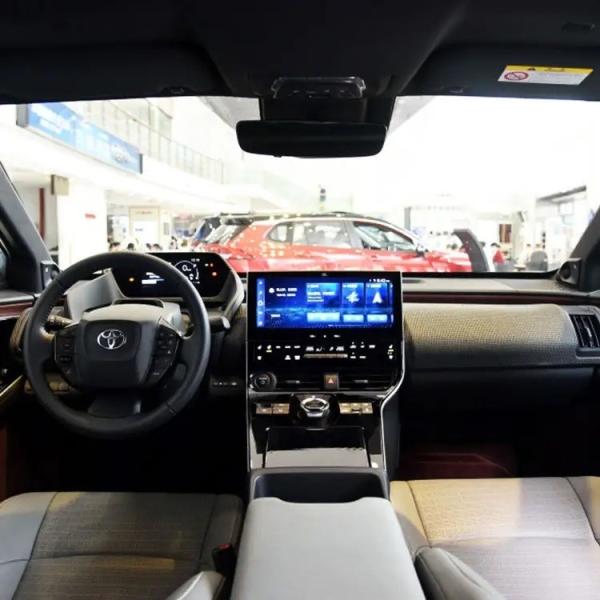 Véhicules électriques pour adultes 2023 To-yota Bz4x 4WD SUV EV électrique avec une vitesse maximale de 160 km/h et une autonomie de croisière de 560 km