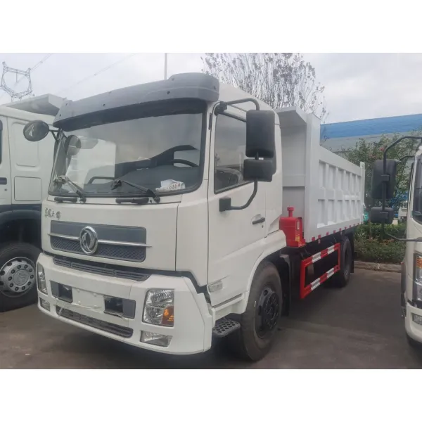 High-Quality Dongfeng 4X2 Sludge Transport Truck for Sludge Handling and Transport Tasks