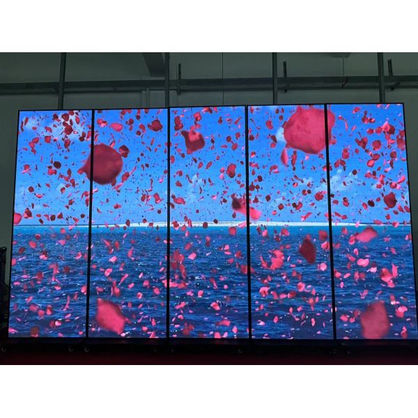 P2.5 Poster Display LED 1920mm X 640mm Alumínio Interior GOB Poster Cabinet