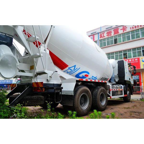 Hongyan 6*4 Small Concrete Mixer Truck 5 Cubic 10 Tires Left Hand Drive Euro 4
