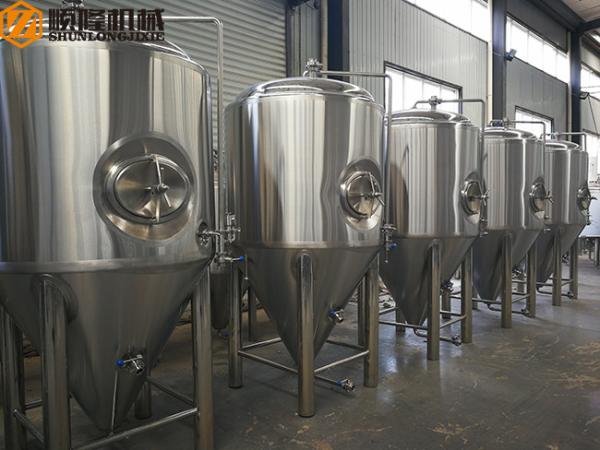 2 Bars Beer Fermentation Tanks Stainless Steel Material Double Jacket