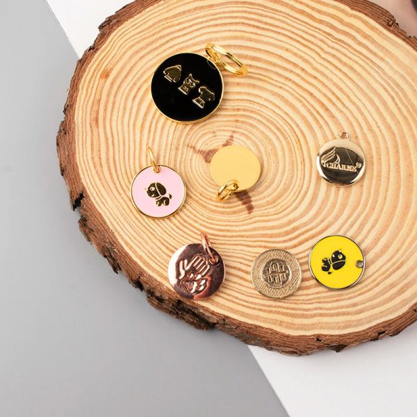 Etiquetas personalizadas de identificación de perros grabadas en acero inoxidable Etiquetas de nombres de perros lindos