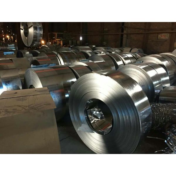 0.8mm DX51D Galvanized Sheet Metal Strips , Flexible Steel Strips SGS Compliant