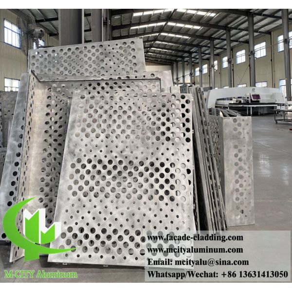 Panneau massif en aluminium pour revêtements muraux extérieurs ignifuges