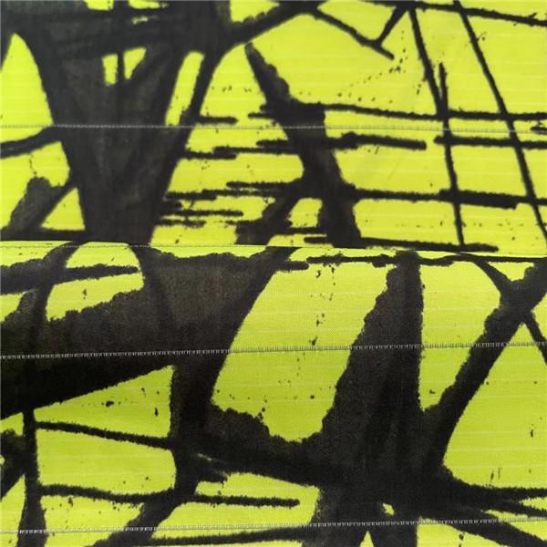 100% Polyester Transfer Printed Imitation Memory Winter Jacket Fabric 50D*50D 70gsm 150CM Water-Proof UPU Coated