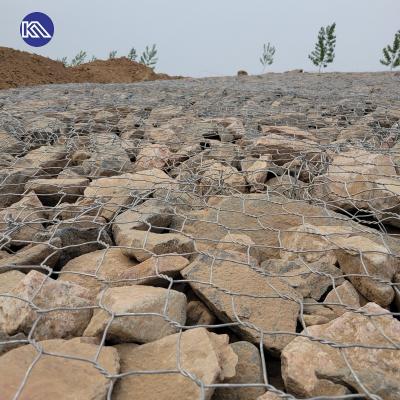 2*1*1m Facilité d'installation Boîte à mailles en gabion tissé Avec une épaisseur de 3,05 mm Trou de mailles de 80*100 mm pour le mur de retenue d'érosion des rivières