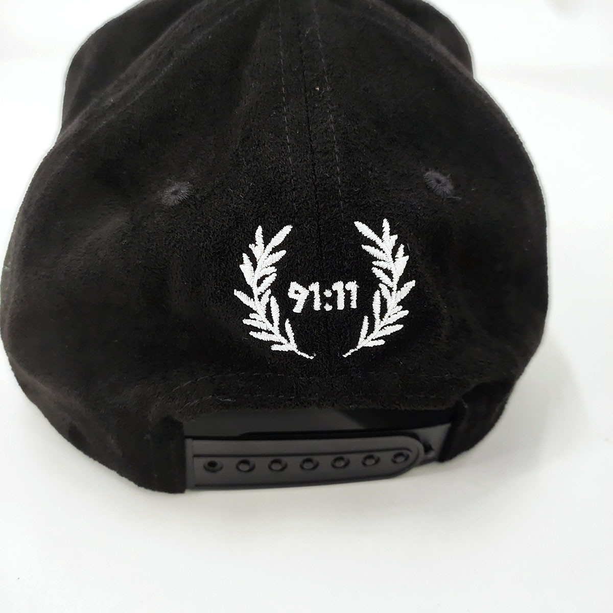Embroidered Baseball Caps Black Suede Silk Lined Customize Front And Back 3D Embroidery Short Suede Brim
