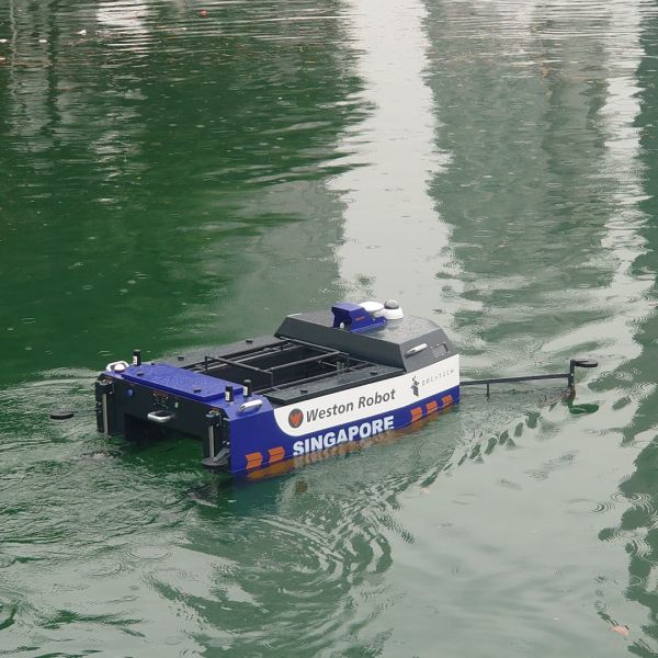 Small Electric Thruster Pond Maintenance Boat Lake Weed Harvester SMURF20
