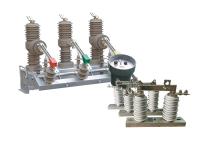 15kV HV Disjoncteur à pôle monté Disjoncteur à redémarrage automatique pour système de distribution avec hameçon en céramique