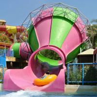 Trompeta infantil tobogán acuático tobogán de piscina de fibra de vidrio para 5 - 8 pasajeros