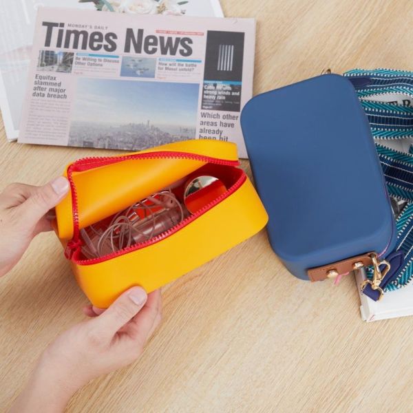 Women's BPA Free Versatile Zipper Pouch Accessories Organizer for Makeup Brushes