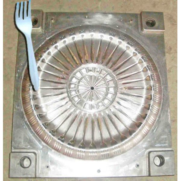 пластиковая солома делая машиной пластиковую пластмассу машины инжекционного метода литья резвится бутылка с соломой