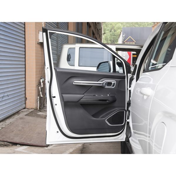 Geely RD6 's State-of-the-Art Electric Midsize Pickup Truck for Commercial Purposes