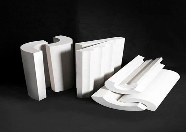 FS-6749 1000°C Calcium Silicate Pipe Crude Oil Pipeline White Color
