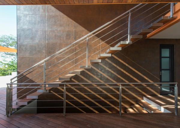 201 / 304 / 316 Stainless Steel Railing Smooth Surface Any Shape Available