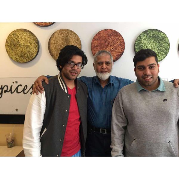 Small Kids Plastic Chairs High Durability With Solid Beech Wood Legs