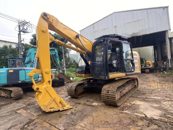 Excavadora de brazo corto para túneles, para excavación eficiente de alta resistencia en espacios confinados