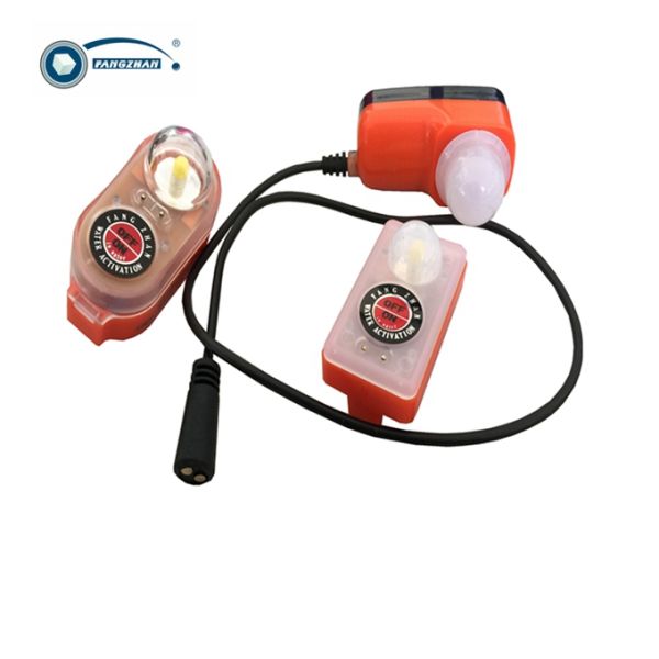 Breathable Led Life Jacket Strobe Light White Chromaticity 8 Hours Flaring