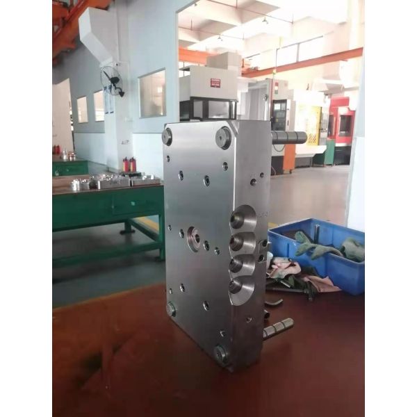 500K Shots Heat Treatment NAK80 Plastic Injection Moulding