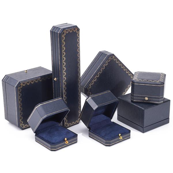 Emballage de bijoux personnalisé En carton de papier carré bleu fait à la main pour la boîte à bagues en plastique de luxe