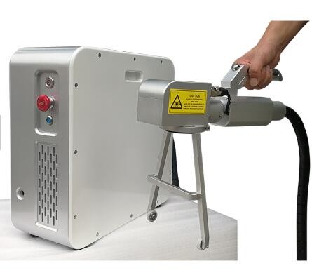 Industrial Laser Rust Removal Machine / Eco Friendly Portable Laser Rust Remover
