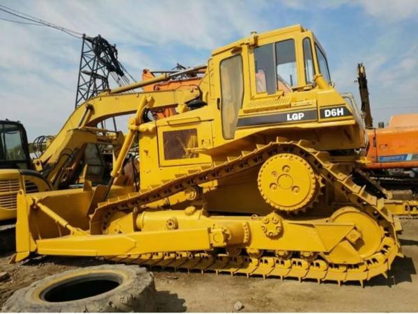 CAT D6H Bulldozer d'occasion Temps de travail réduit Excellent train de roulement 160 kW Pour l'exploitation minière