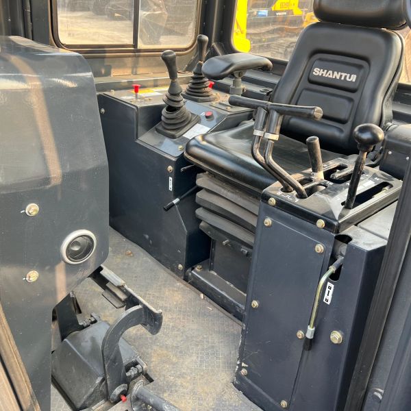 Used Shantui Brand SD22 Bulldozer 2022 Year Heavy Equipment Machine
