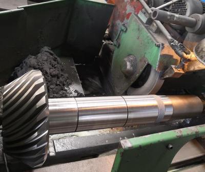 ISO 6 Grade and Carburizing Heat Treatment for Long-Lasting Transmission Gear Shaft