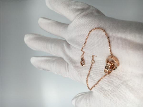 Joia luxuosa feito a mão 18K Rose Gold Love Bracelet do ouro B6027000